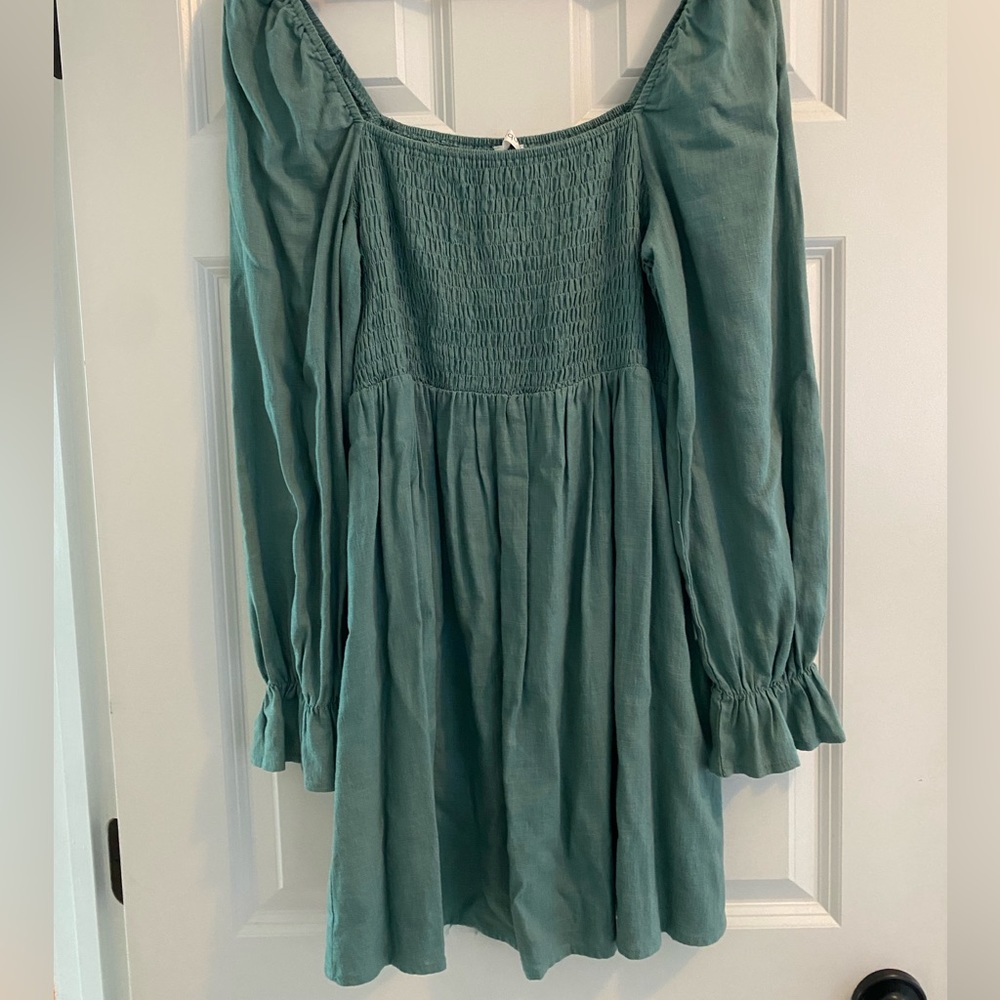 Vestique Smocked bodice, long sleeve mini dress!